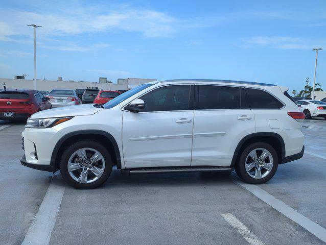 used 2018 Toyota Highlander car, priced at $31,895
