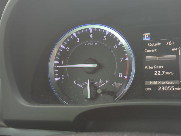 used 2018 Toyota Highlander car, priced at $31,895
