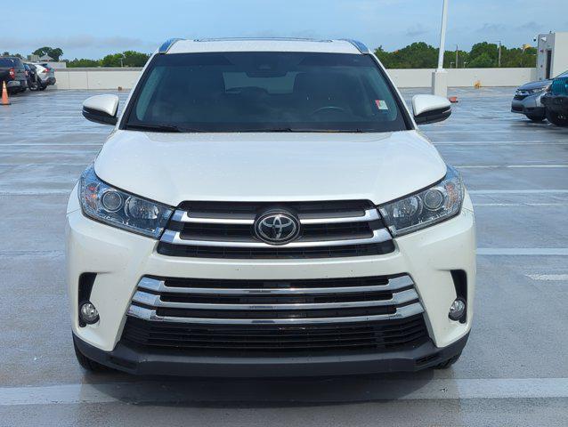 used 2018 Toyota Highlander car, priced at $31,895