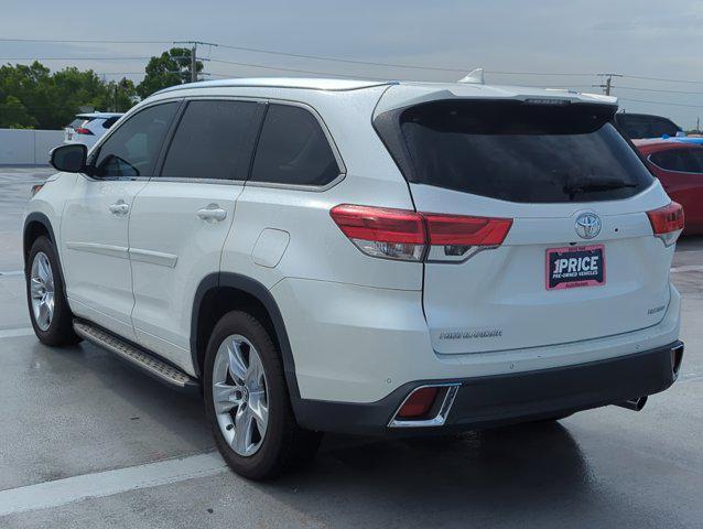 used 2018 Toyota Highlander car, priced at $31,895