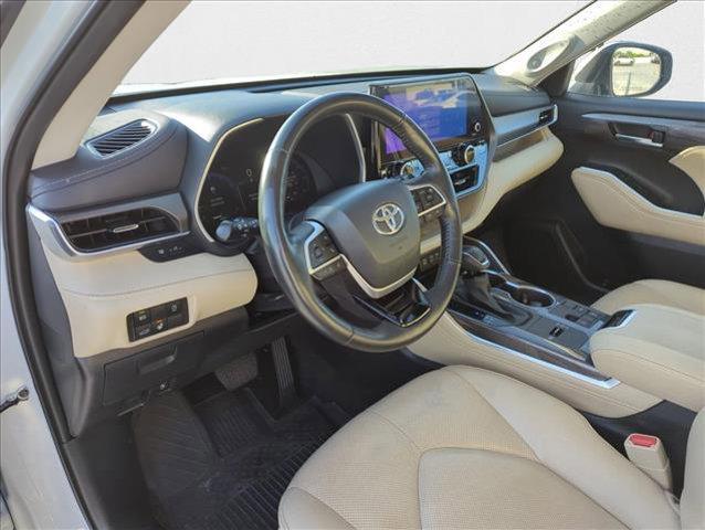 used 2023 Toyota Highlander car, priced at $36,998