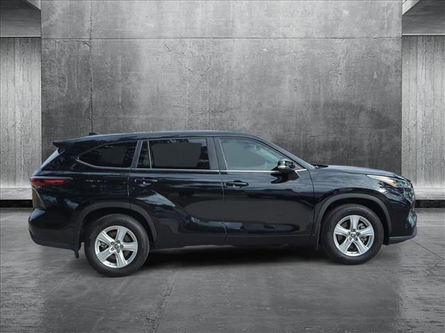 used 2024 Toyota Highlander car, priced at $39,242