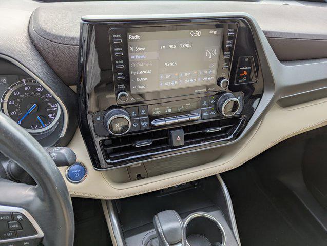 used 2022 Toyota Highlander Hybrid car, priced at $37,595