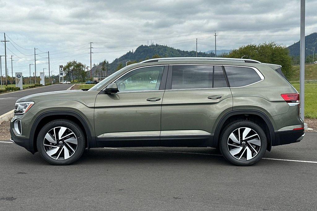 new 2025 Volkswagen Atlas car, priced at $48,611