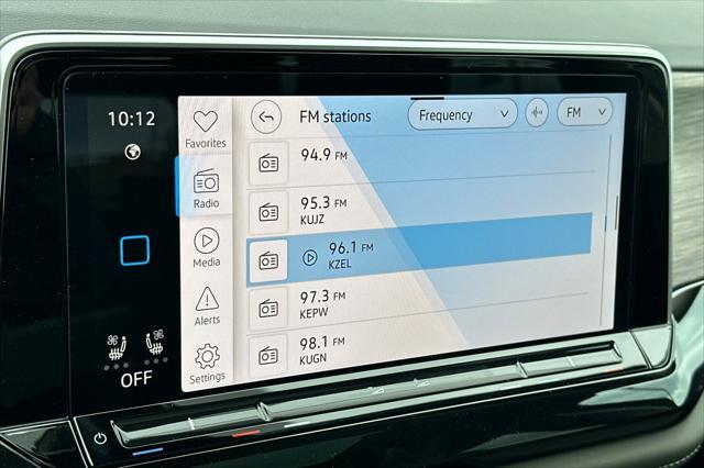 new 2025 Volkswagen Atlas car, priced at $47,611