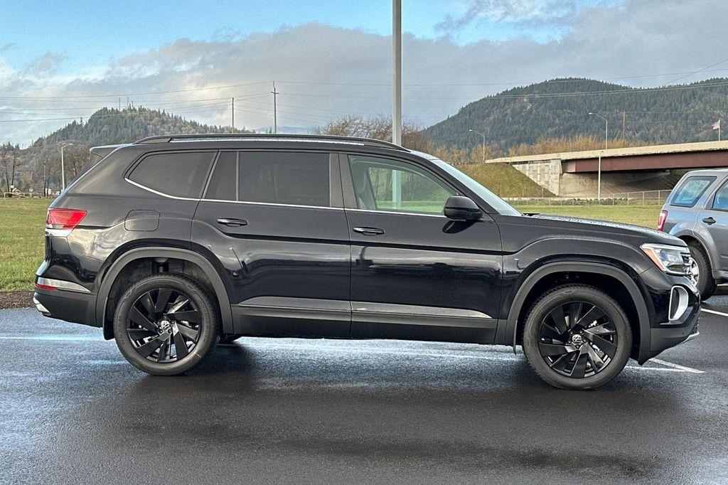 new 2025 Volkswagen Atlas car, priced at $40,635