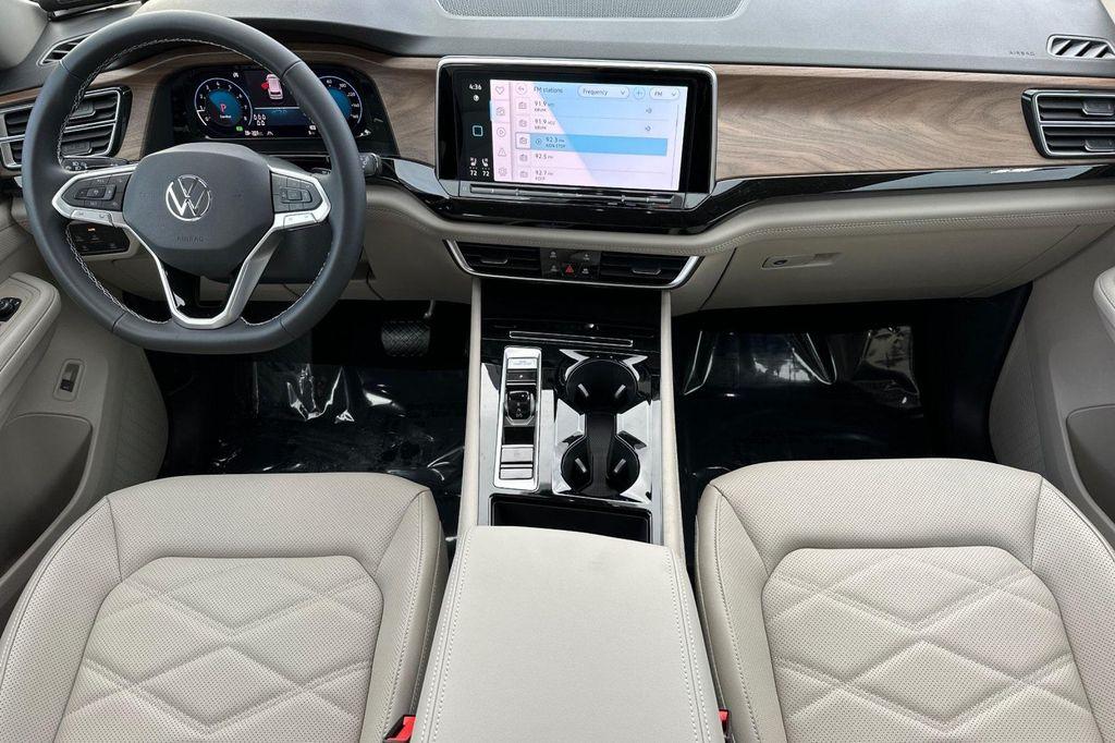 new 2025 Volkswagen Atlas car, priced at $40,635