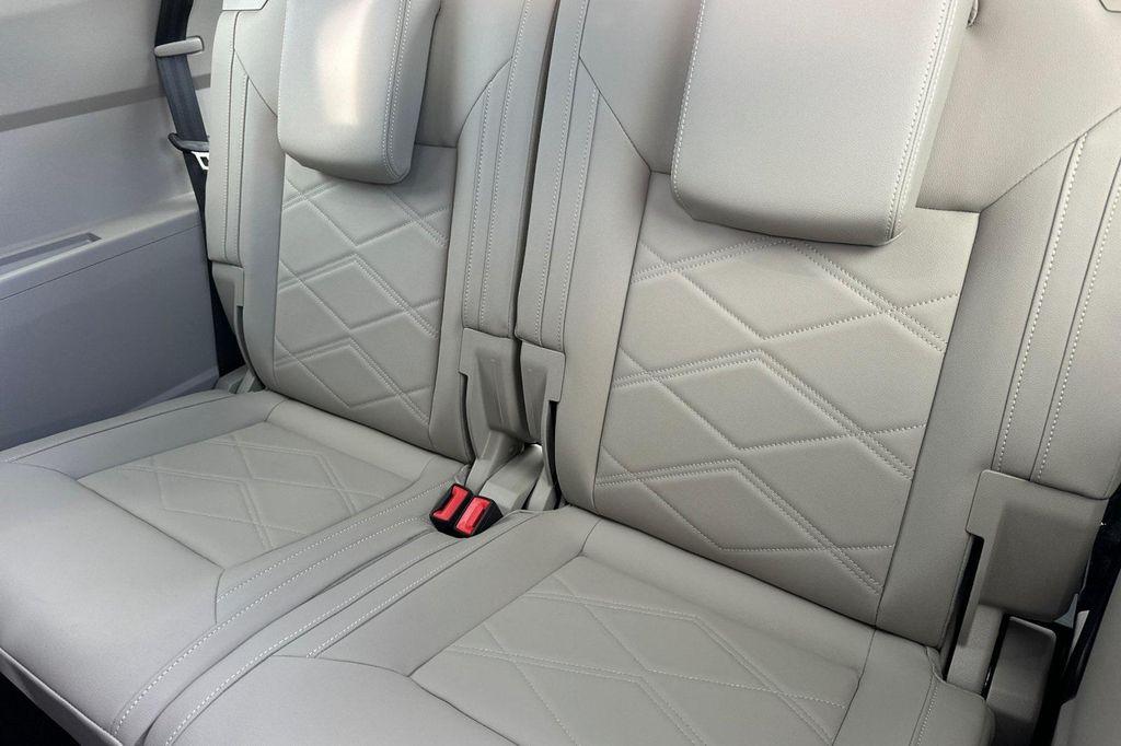 new 2025 Volkswagen Atlas car, priced at $40,635