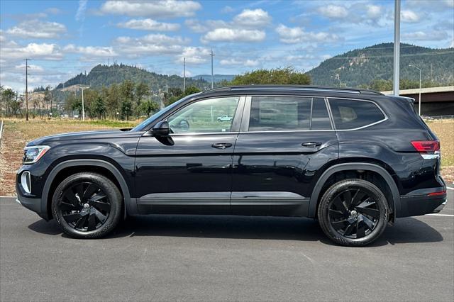 new 2024 Volkswagen Atlas car, priced at $41,425