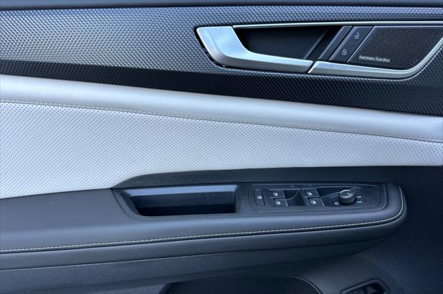 new 2025 Volkswagen Atlas Cross Sport car, priced at $51,253