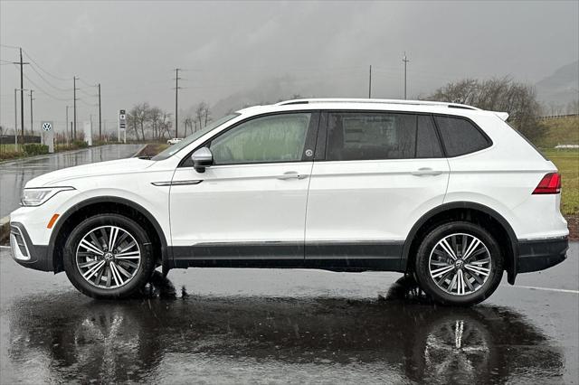 new 2024 Volkswagen Tiguan car, priced at $31,051