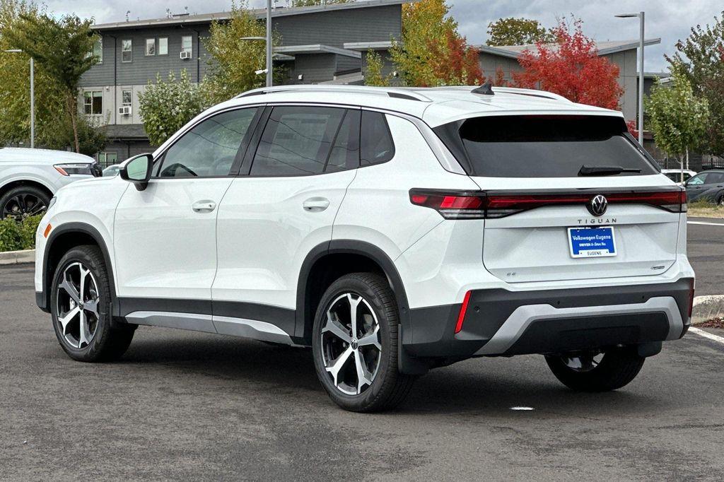 new 2025 Volkswagen Tiguan car, priced at $33,882