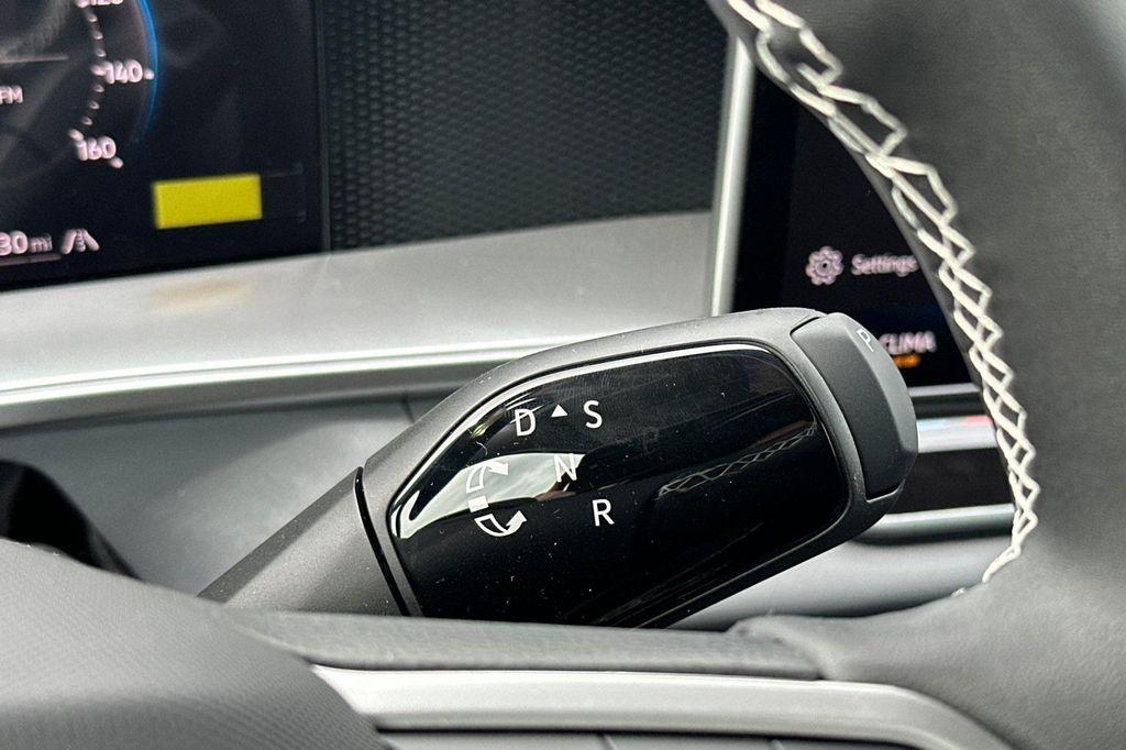 new 2025 Volkswagen Tiguan car, priced at $33,882