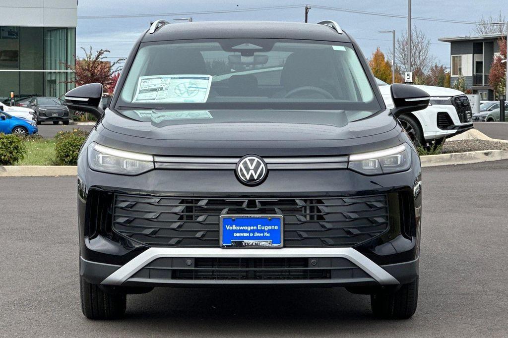 new 2025 Volkswagen Tiguan car, priced at $29,882