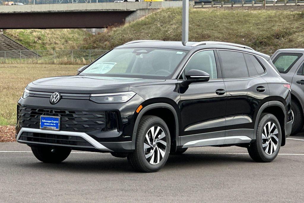 new 2025 Volkswagen Tiguan car, priced at $29,882