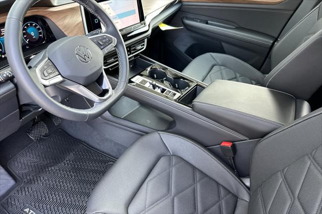 new 2025 Volkswagen Atlas car, priced at $44,727