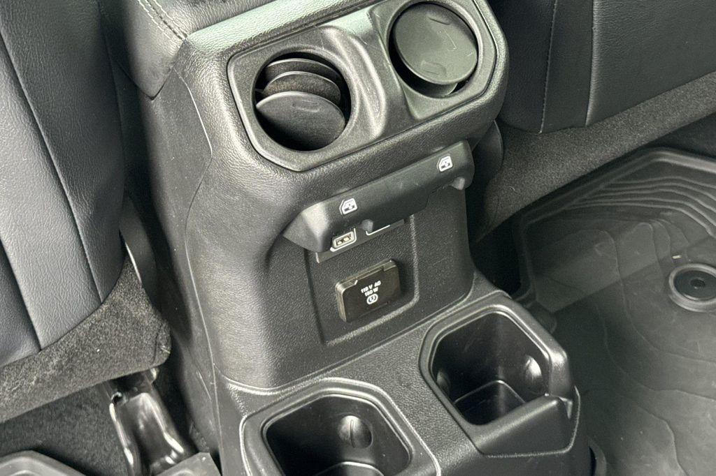 used 2022 Jeep Wrangler Unlimited car, priced at $31,977