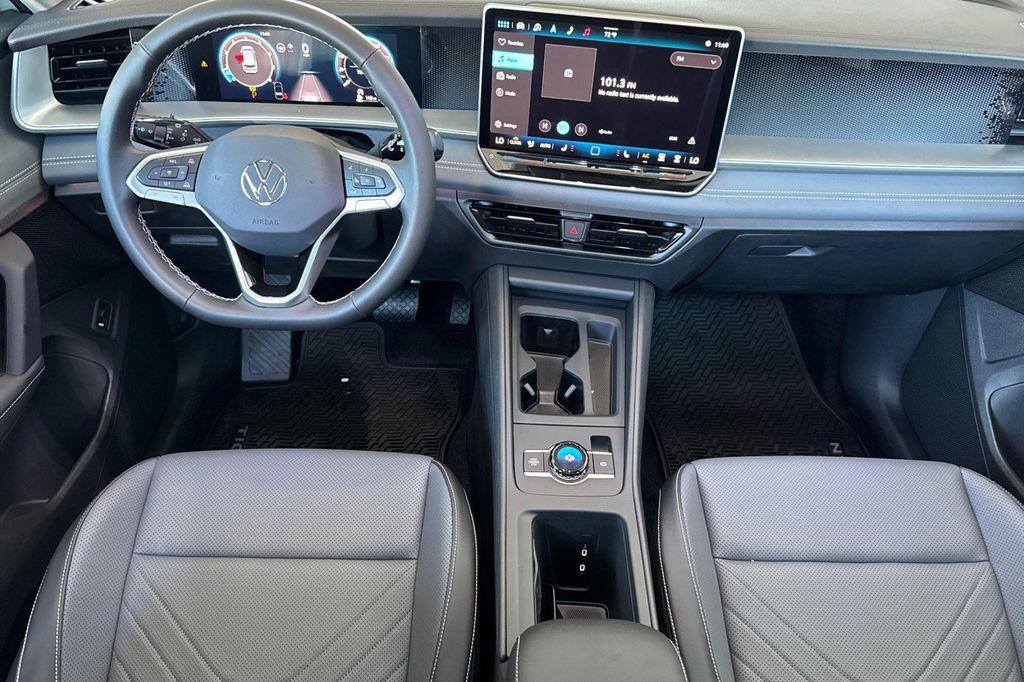 new 2025 Volkswagen Tiguan car, priced at $35,019