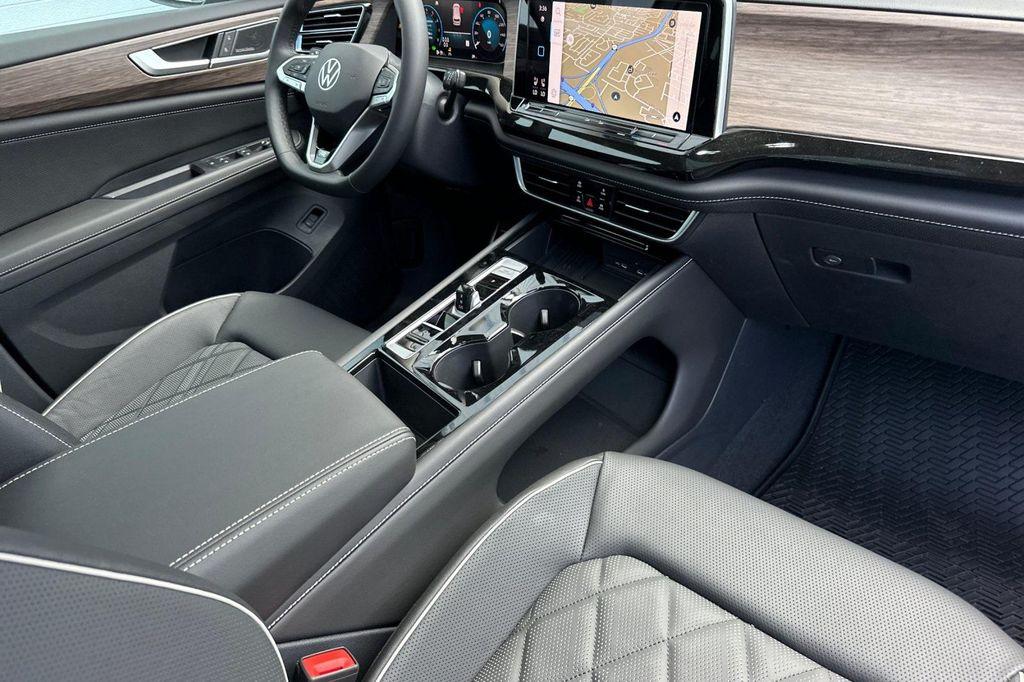 new 2025 Volkswagen Atlas car, priced at $49,539