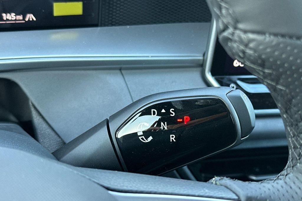 new 2025 Volkswagen Tiguan car, priced at $36,004