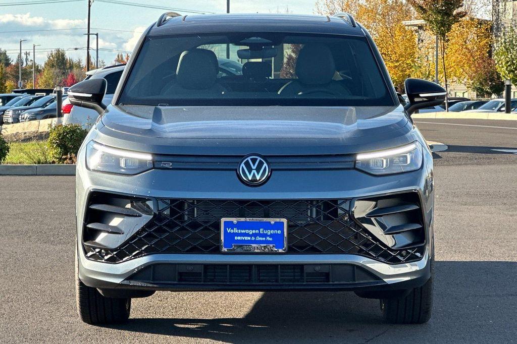 new 2025 Volkswagen Tiguan car, priced at $36,004