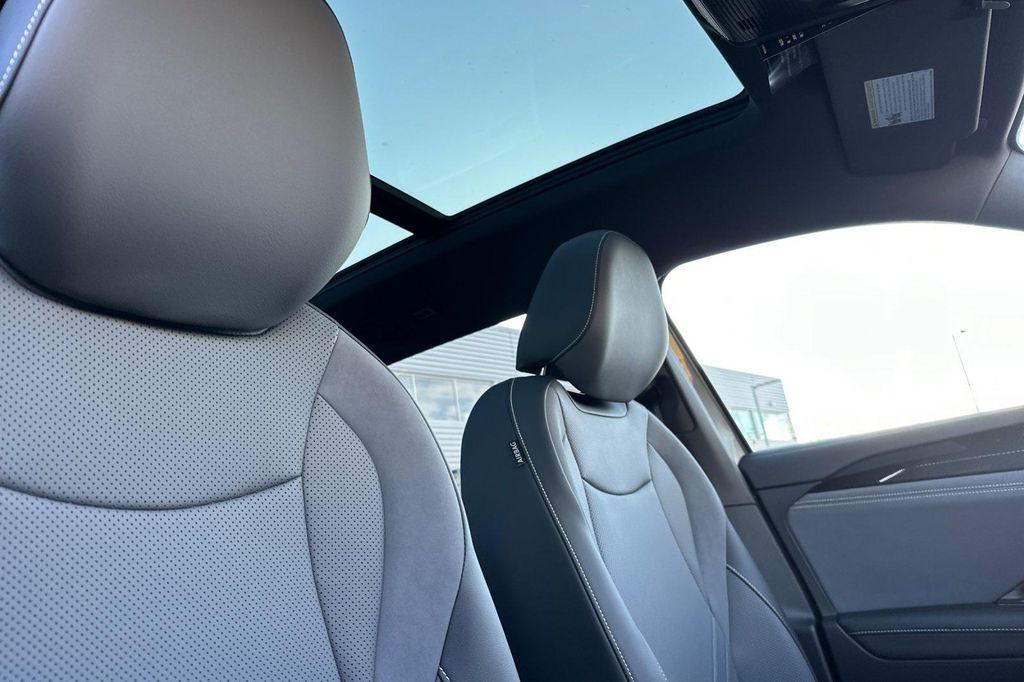 new 2025 Volkswagen Tiguan car, priced at $36,004