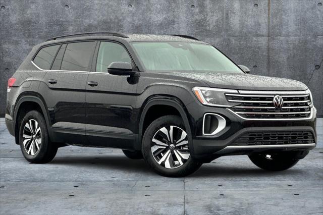 new 2025 Volkswagen Atlas car, priced at $39,213