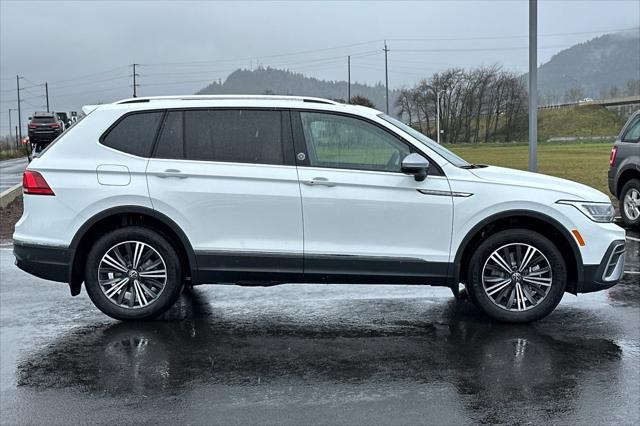 new 2024 Volkswagen Tiguan car, priced at $31,051