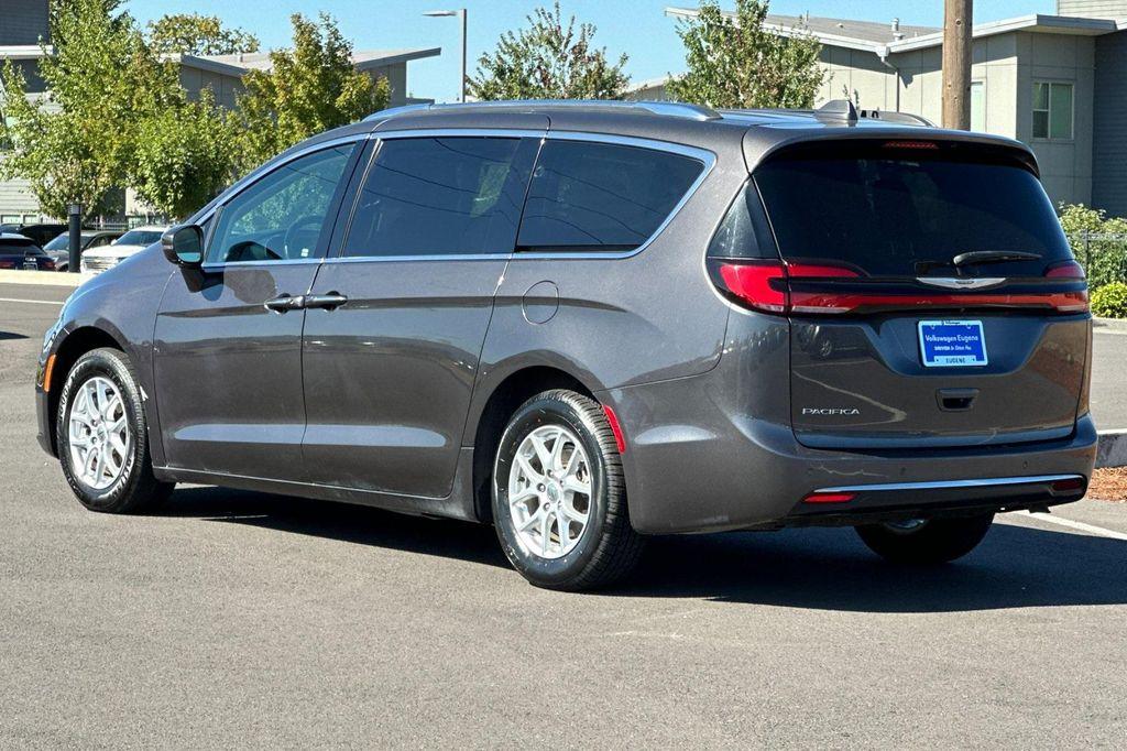 used 2021 Chrysler Pacifica car, priced at $18,777