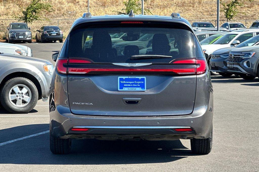 used 2021 Chrysler Pacifica car, priced at $18,777
