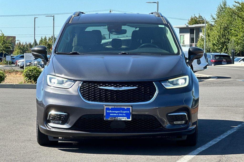 used 2021 Chrysler Pacifica car, priced at $18,777