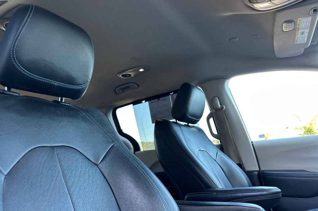 used 2021 Chrysler Pacifica car, priced at $18,777