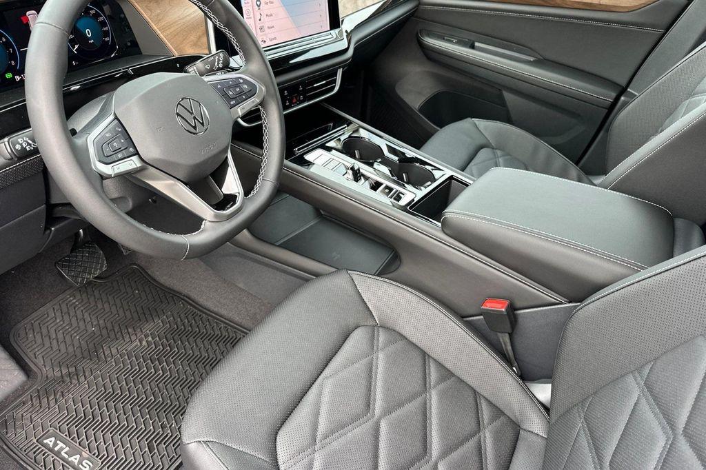 new 2026 Volkswagen Atlas car, priced at $48,230
