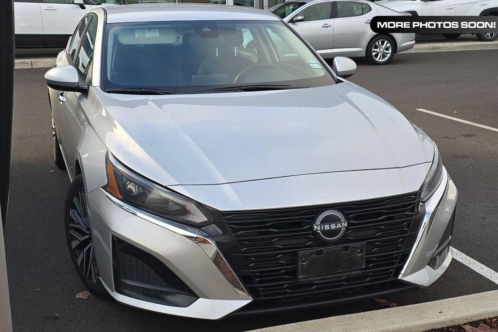 used 2023 Nissan Altima car, priced at $17,877