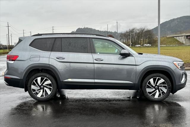 new 2025 Volkswagen Atlas car, priced at $44,723