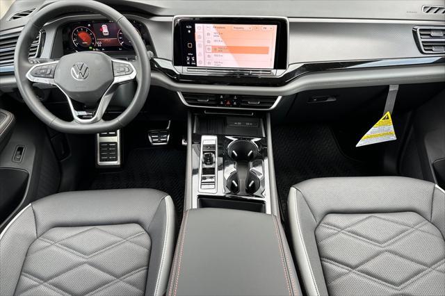 new 2025 Volkswagen Atlas car, priced at $45,555
