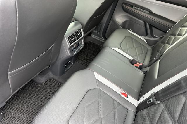 new 2025 Volkswagen Atlas car, priced at $45,555