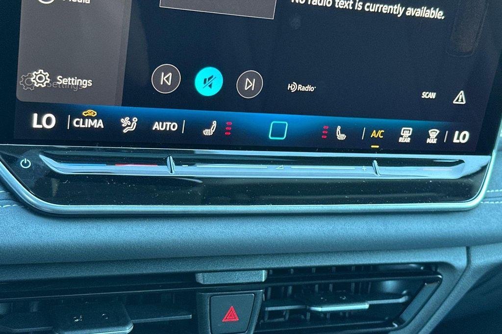 new 2025 Volkswagen Tiguan car, priced at $33,882