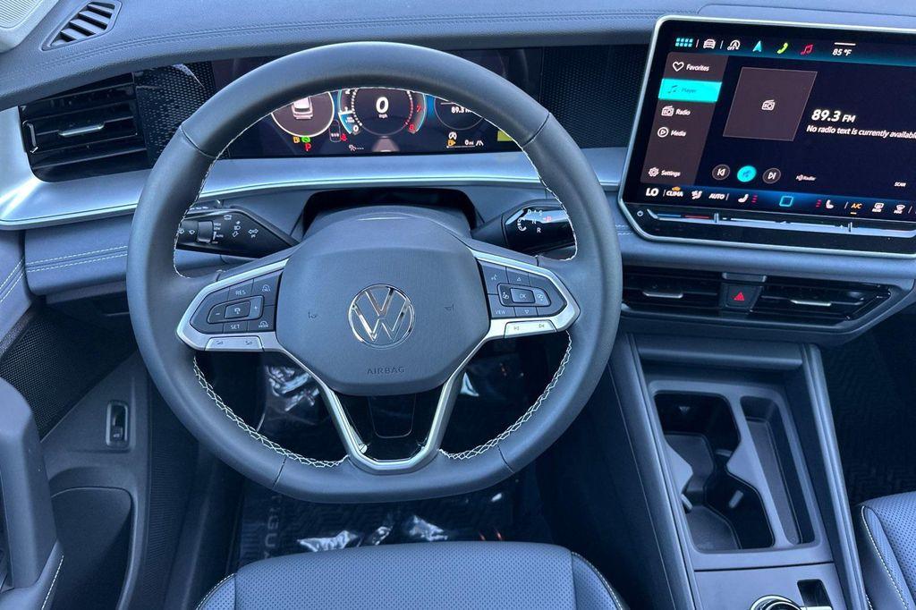 new 2025 Volkswagen Tiguan car, priced at $33,882