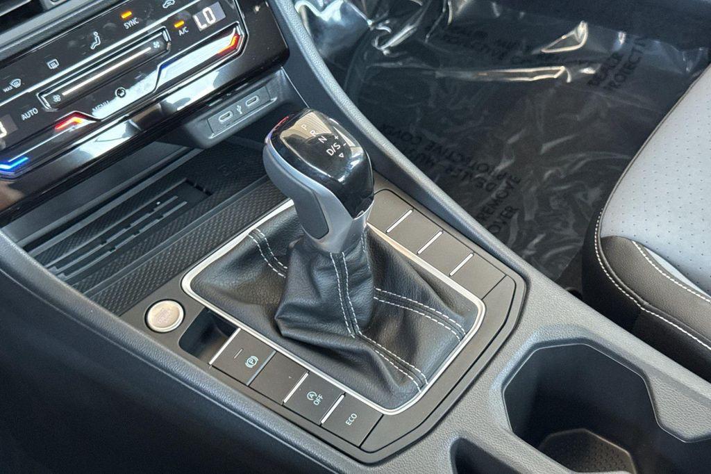 new 2025 Volkswagen Jetta car, priced at $28,859
