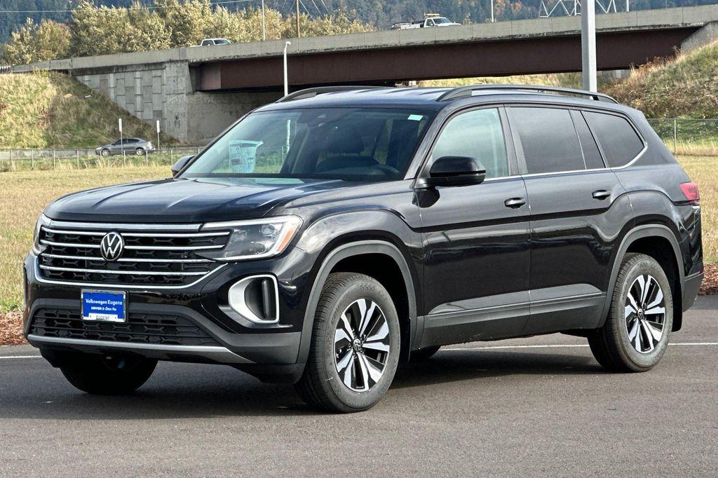 new 2026 Volkswagen Atlas car, priced at $42,504
