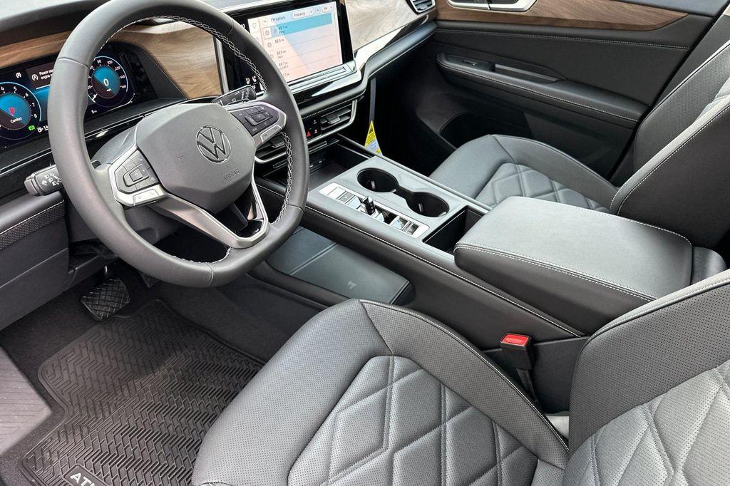 new 2026 Volkswagen Atlas car, priced at $42,504