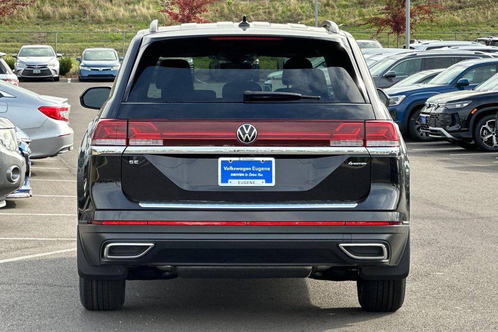 new 2026 Volkswagen Atlas car, priced at $42,504