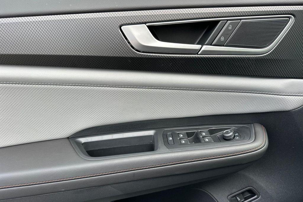 new 2025 Volkswagen Atlas car, priced at $43,041