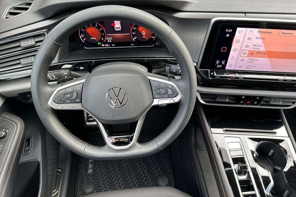new 2025 Volkswagen Atlas car, priced at $43,041