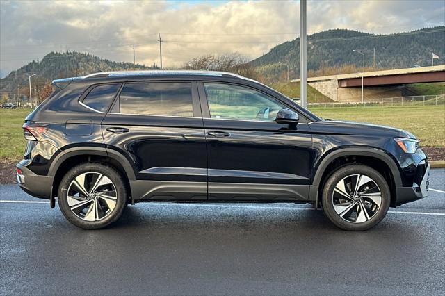 new 2025 Volkswagen Taos car, priced at $31,401