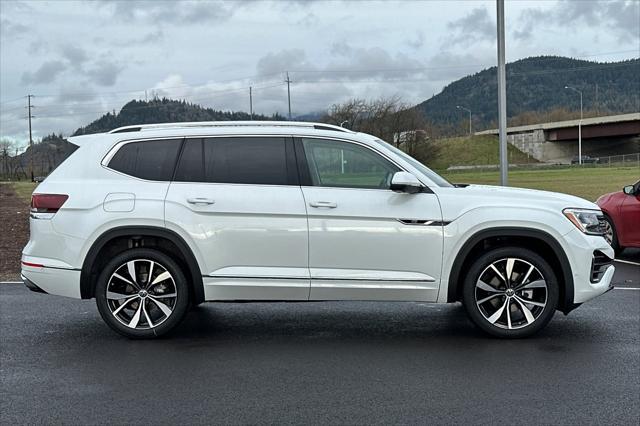 new 2025 Volkswagen Atlas car, priced at $53,139