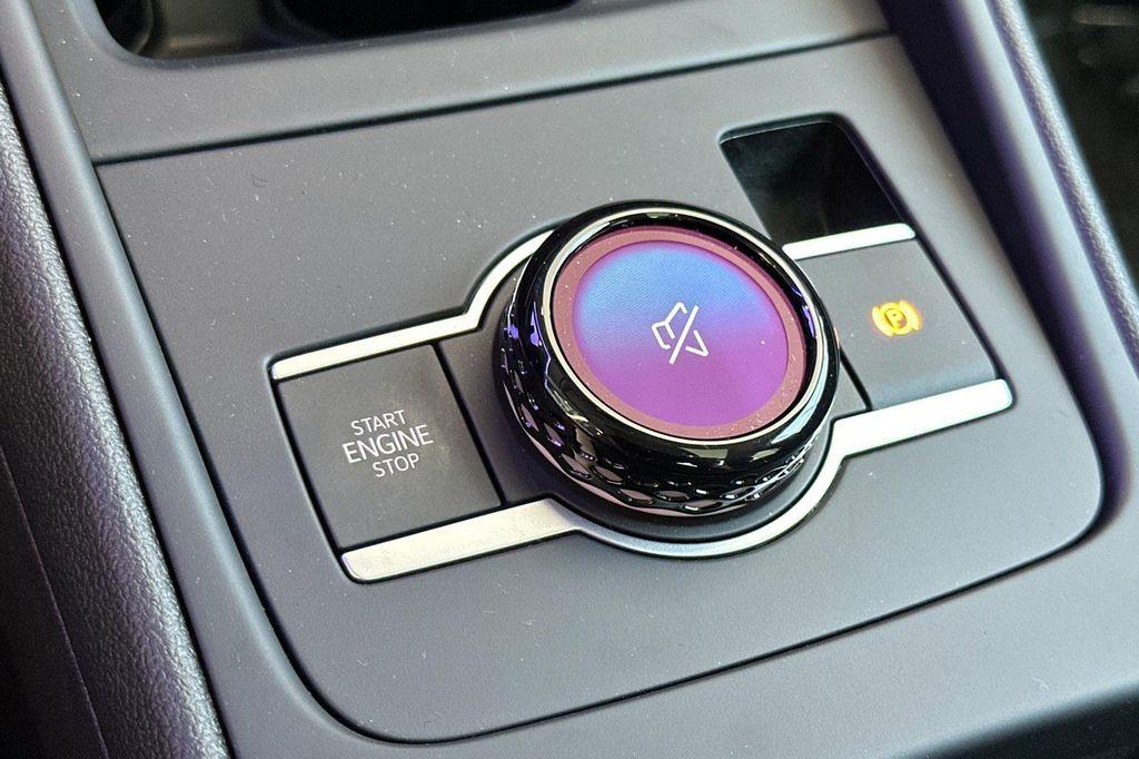 new 2025 Volkswagen Tiguan car, priced at $35,019