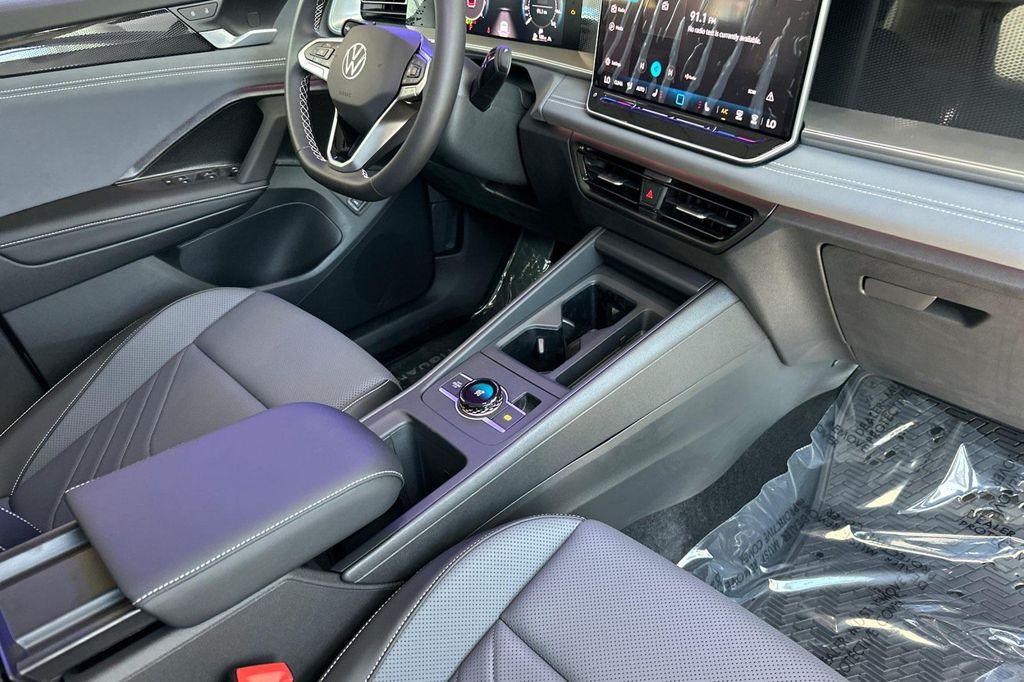 new 2025 Volkswagen Tiguan car, priced at $35,019