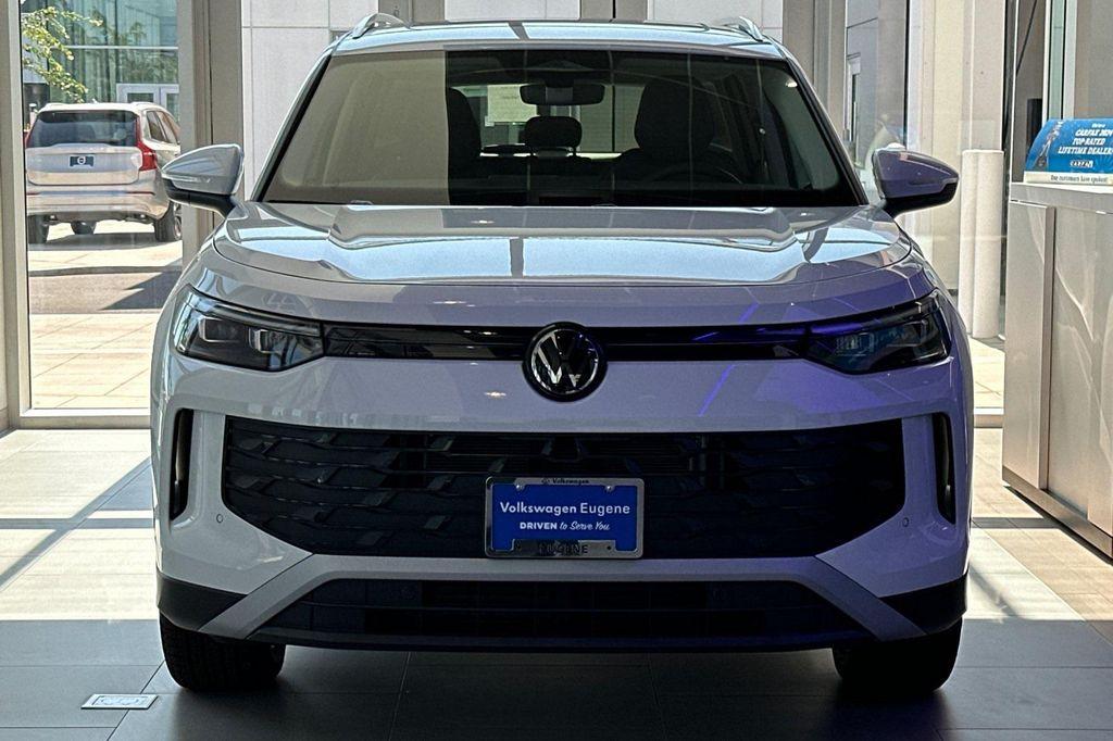 new 2025 Volkswagen Tiguan car, priced at $35,019